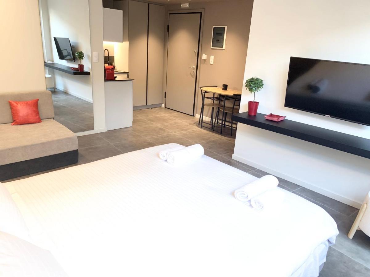 M17 Studios & Suites In The Heart Of Athens Exterior photo