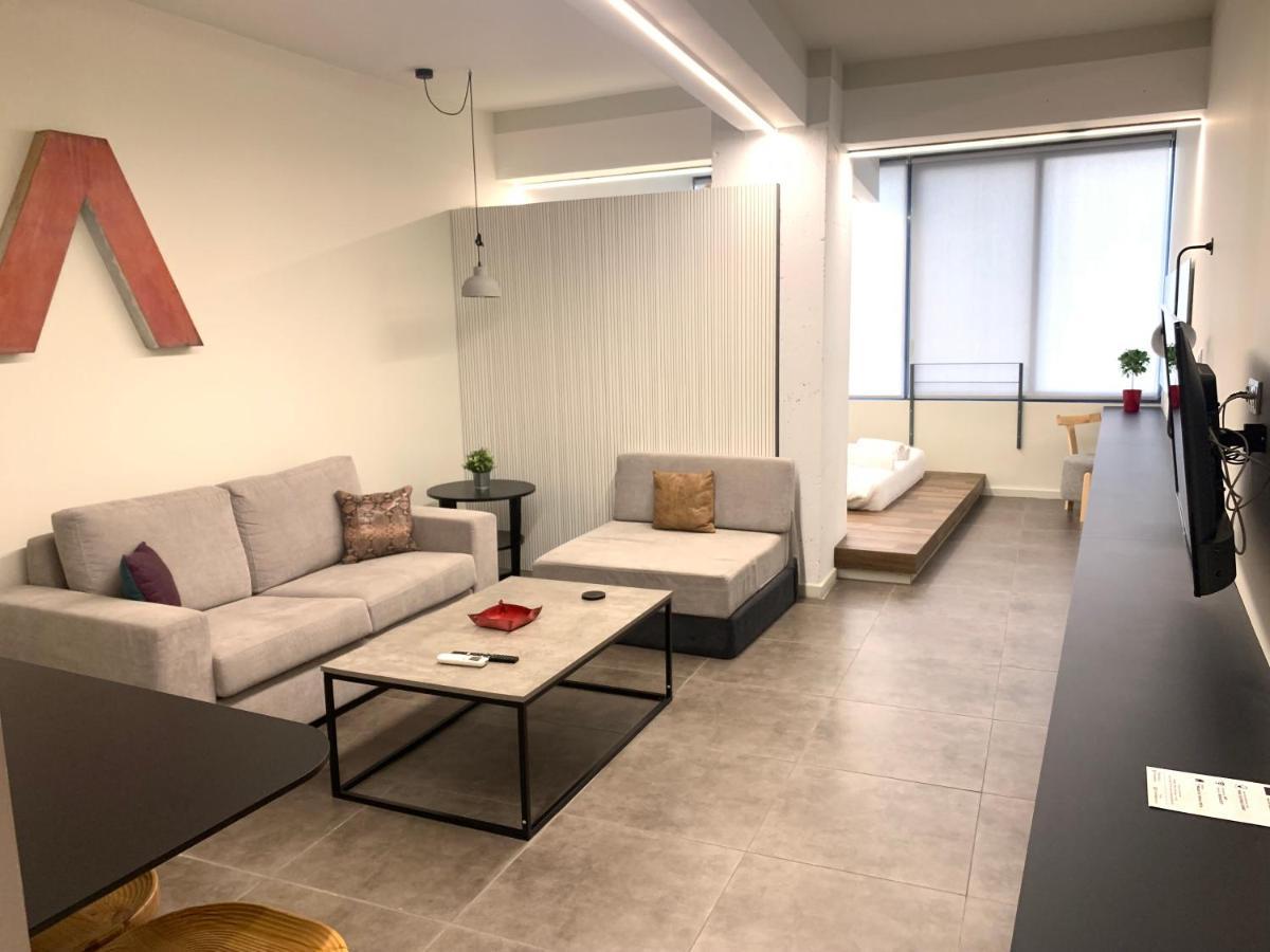 M17 Studios & Suites In The Heart Of Athens Exterior photo