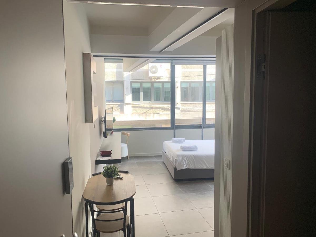 M17 Studios & Suites In The Heart Of Athens Exterior photo