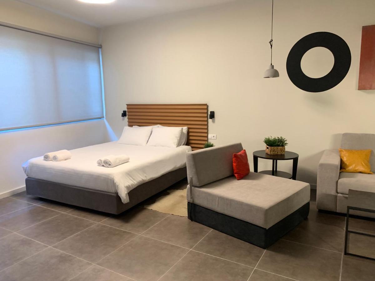 M17 Studios & Suites In The Heart Of Athens Exterior photo